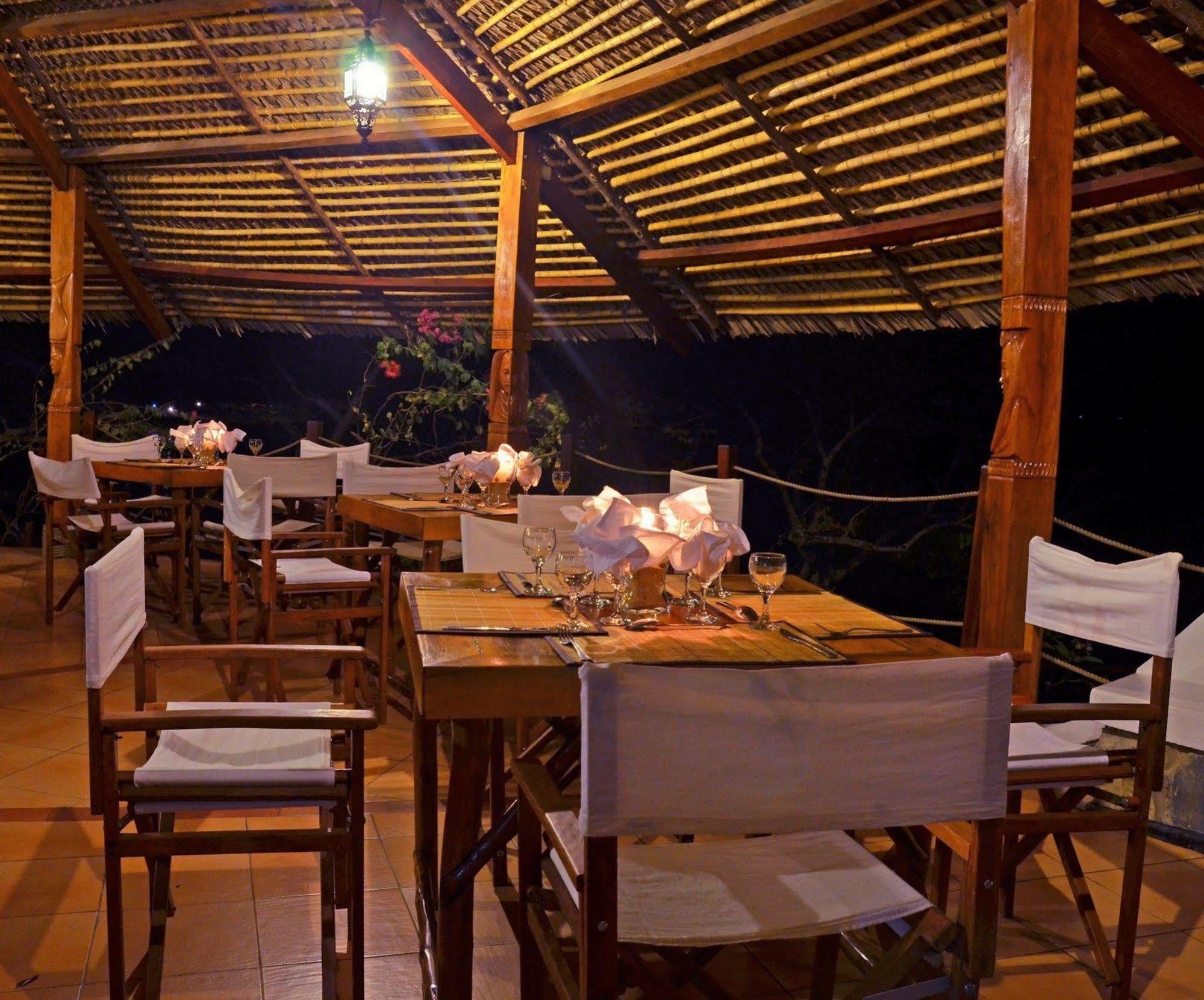 Ampangorinana Auberge Le Maki Lodge מראה חיצוני תמונה